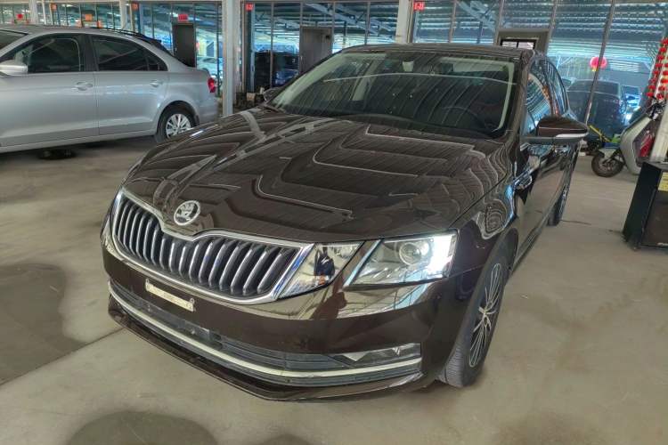 Used Skoda Octavia 2018 1.6L Automatic Luxury Edition