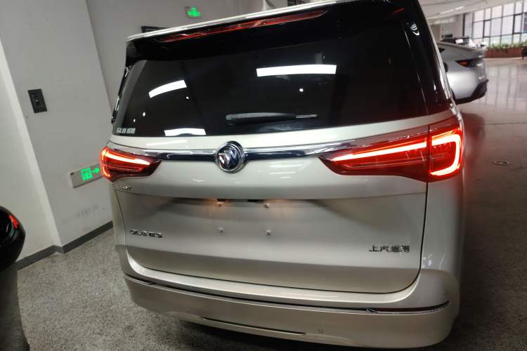 Used Buick GL8 2020 ES Land Cruiser 653T Luxury Model
