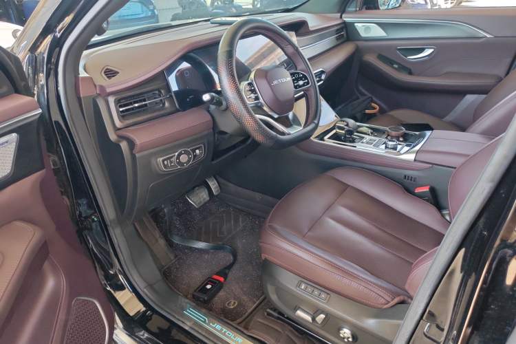 Used JETOUR X90 2023 Zilong 2.0T DCT Wushen Edition 7-Seater

