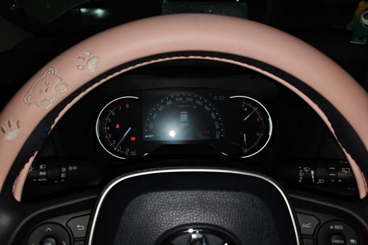 Used Toyota RAV4 2022 2.0L CVT Two-Wheel Drive Fashion Edition Instrument Cluster