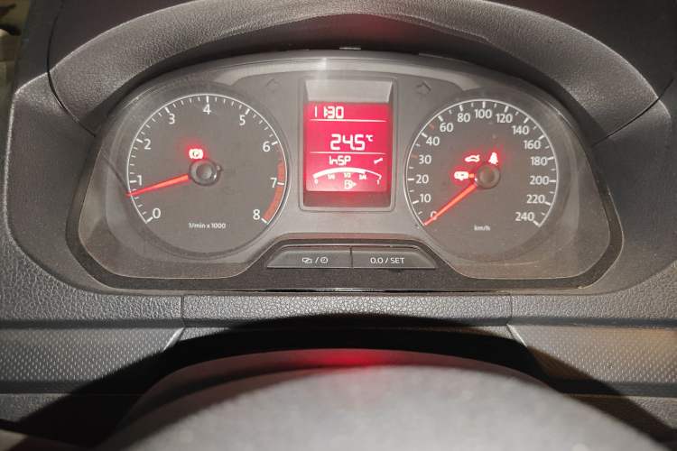 Used Volkswagen Jetta 2015 1.6L Manual Fashion Edition Instrument Cluster