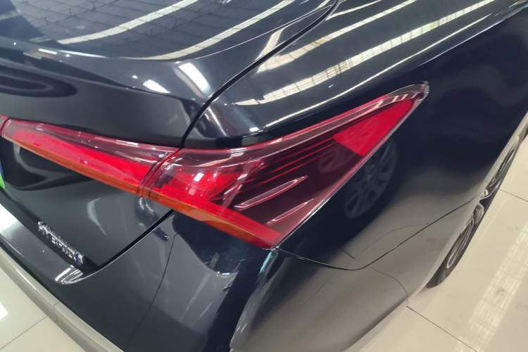 Used Toyota Avalon 2022 Dual-Engine 2.5L Luxury Edition Exterior 1