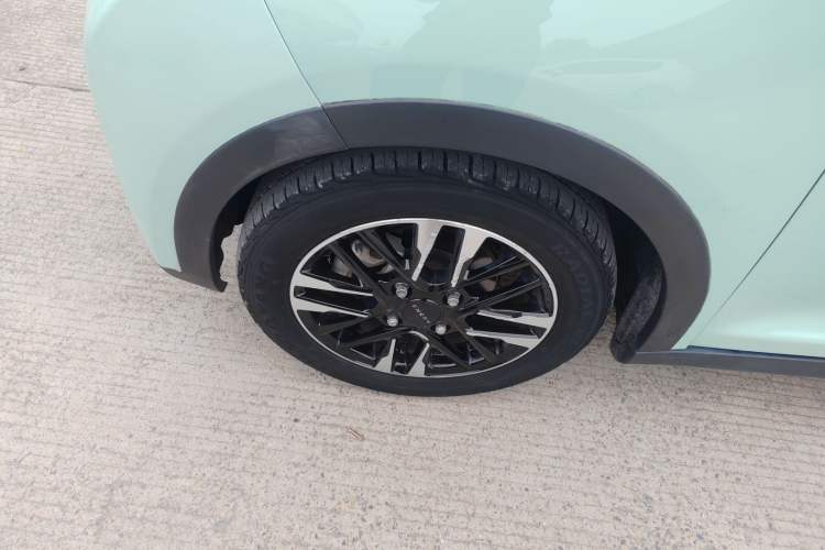 Used Chery QQ Little Ant 2022 Sweet Pink Edition Half-Sugar Version 3-Cell Lithium 30kW 301km