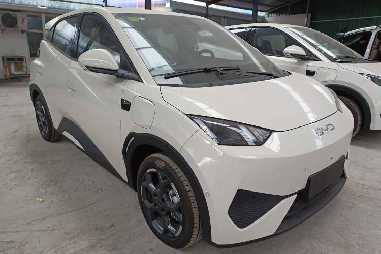 Used BYD Seagull 2025 Smart Drive Version 305 km Freedom Edition Front Right 45 Deg