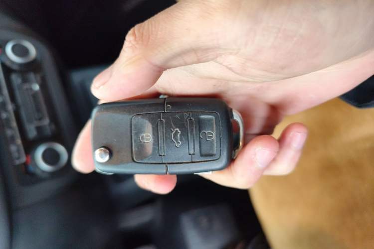 Used Volkswagen Tiguan 2010 1.8 TSI Automatic Two-Wheel Drive Trend Edition Vehicle Key