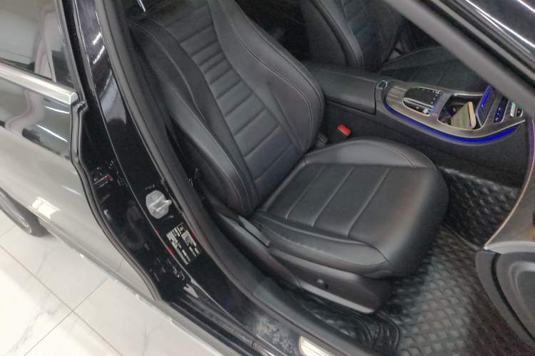 Used Mercedes-Benz E-Class 2022 Revised Version E 300 L Sporty and Stylish Edition