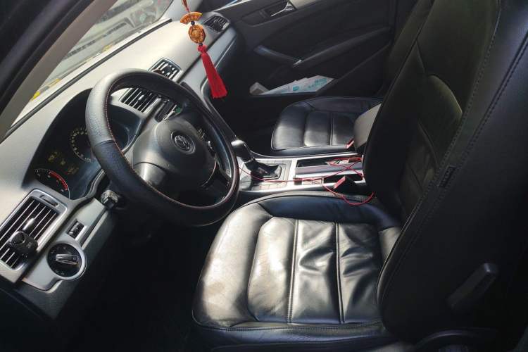 Used Volkswagen Passat 2011 1.8TSI Automatic Prestige Edition
