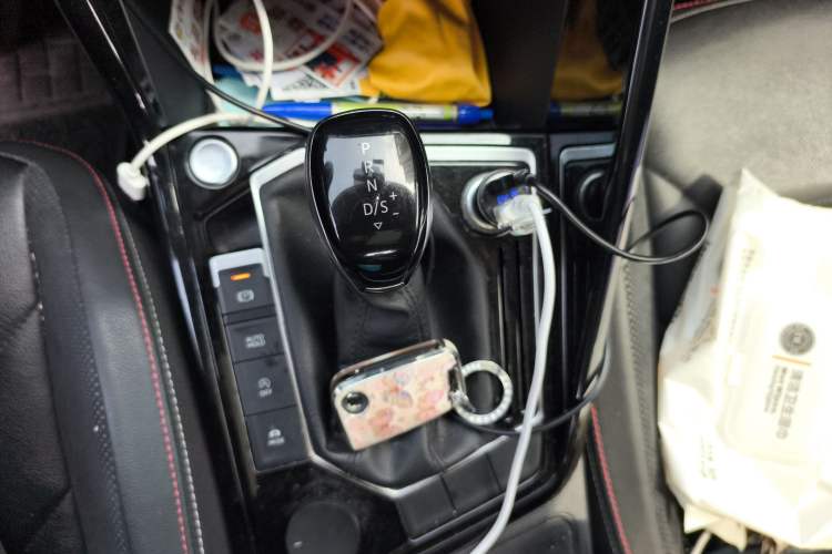 Used Volkswagen Tayron 2019 330TSI Two-Wheel Drive Luxury Model China VI Standard
