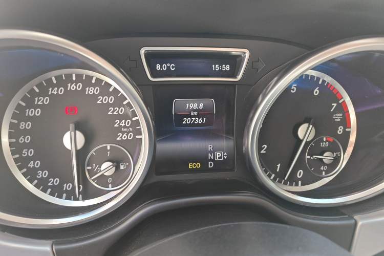 Used Mercedes-Benz M-Class 2014 ML 320 4MATIC