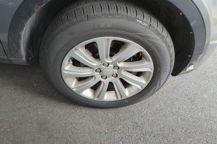 Used Land Rover Discovery Sport 2018 240 PS SE Version
