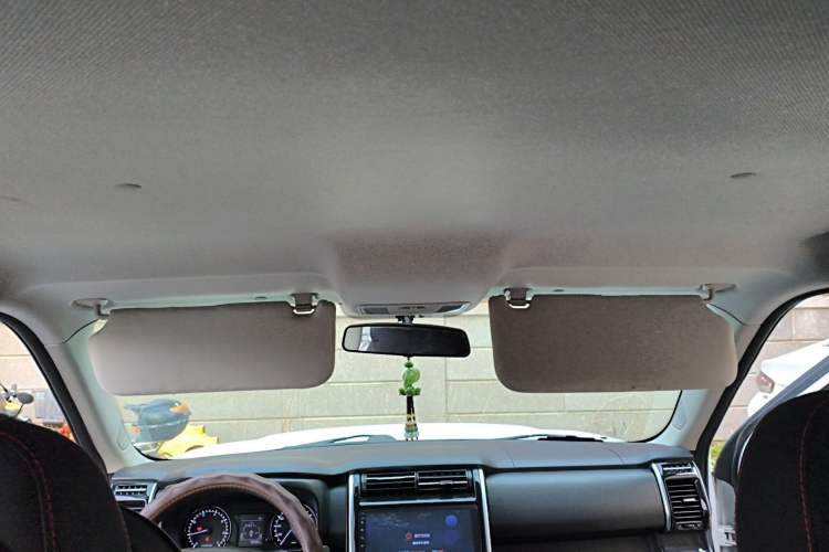 Used CHANGAN OSHAN X70A 2018 1.5L Manual Comfort Model Headliner