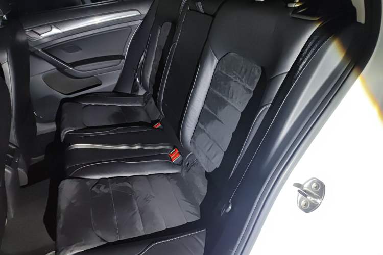 Used Volkswagen Golf 2018 230TSI Automatic Luxury Version