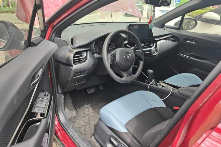 Used Toyota IZOA 2020 2.0L Yi Xiang CARE

