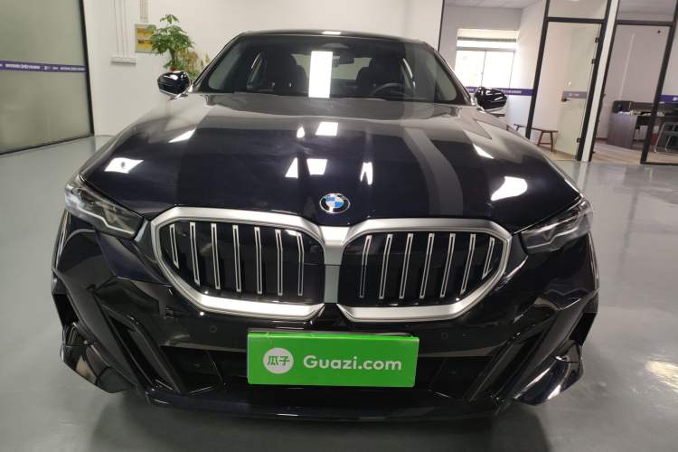 Used BMW 5 Series 2024 525Li M Sport Package