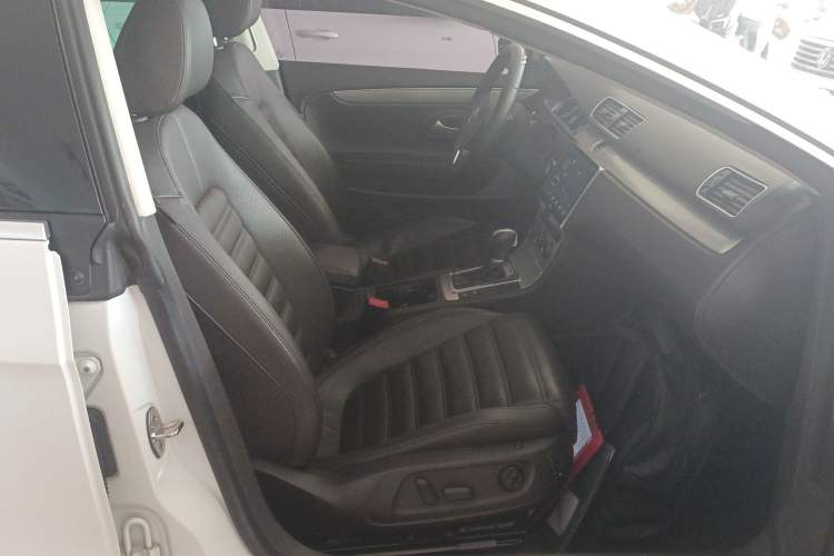 Used Volkswagen FAW-Volkswagen CC 2016 1.8TSI Luxury Model Right Front Seat