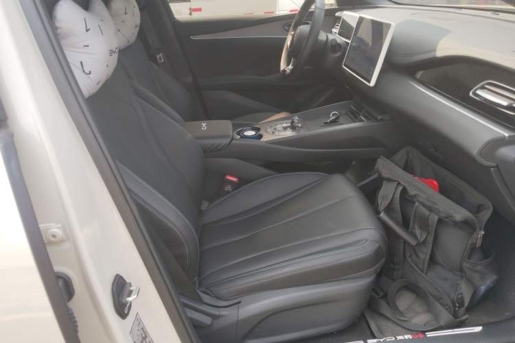 Used BYD Seal 06 New Energy 2025 DM-i Smart Drive 80KM Luxury Model
