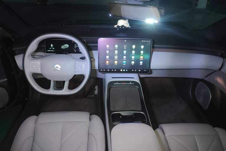 Used Nio ET5T 2025 75 kWh Touring