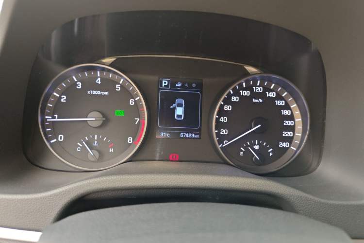 Used Hyundai Elantra (6th Generation / Lingdong) 2016 1.6L Automatic ZhiXuan – Elite Version
