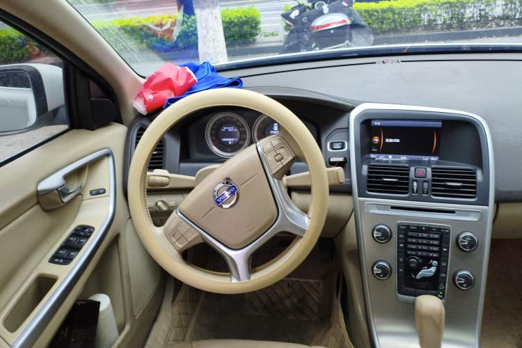 Used Volvo XC60 2011 T6 AWD Zhiya Edition
