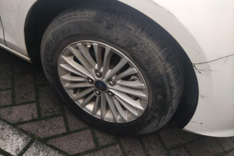 Used Ford Escort 2017 1.5L Automatic Comfort Model Exterior 7