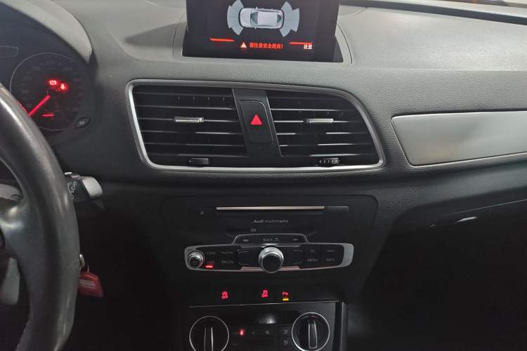 Used Audi Q3 2018 30th Anniversary Edition 30 TFSI Fashion Model