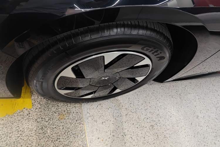 Used XPeng P7+ 2024 Long-Range Max Exterior 4