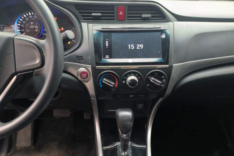 Used Honda Crider 2016 1.8L CVT Luxury Edition
