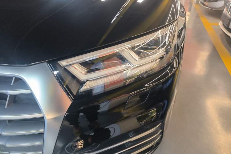 Used Audi Q5L 2020 Updated 40 TFSI Prestige Fashion Edition
