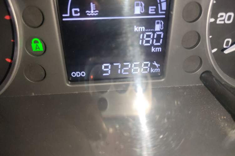 Used Dongfeng Aeolus AX3 2016 1.5L Manual ZhiKu Model
