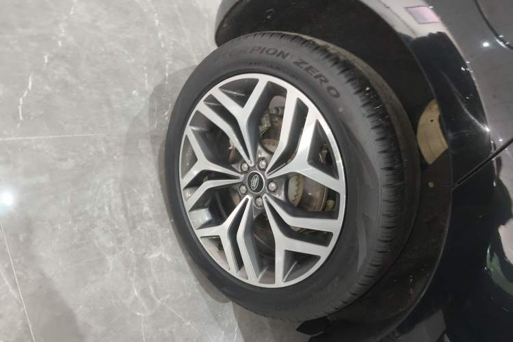 Used Land Rover Range Evoque 2022 Facelifted Aurora L 249 PS R-Dynamic Luxury Edition
