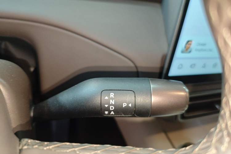 Used Li Auto MEGA 2024 Ultra Model Gear Lever