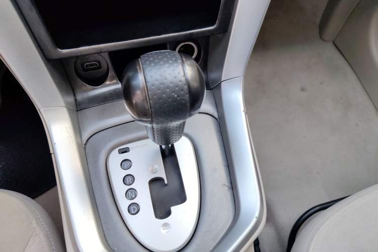 Used Venucia T70 2016 2.0L CVT Smart Edition
