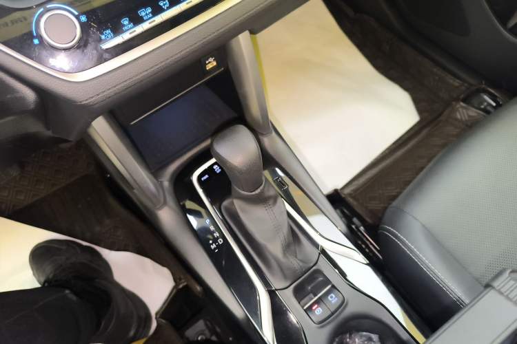 Used Toyota FRONTLANDER 2022 2.0L CVT Luxury PLUS Edition