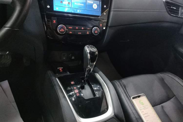 Used Nissan X-Trail 2019 2.0L CVT Smart Connect Comfort Edition 2WD