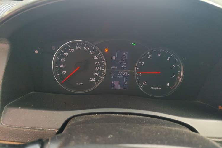 Used Toyota Reiz 2007 2.5S Leather Sunroof Version
