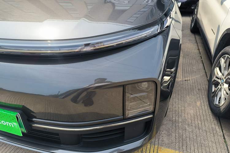 Used Li Auto L8 2023 Pro Model
