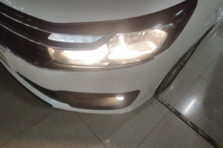 Used Citroen C4L 2015 1.8L Manual Leading Edition
