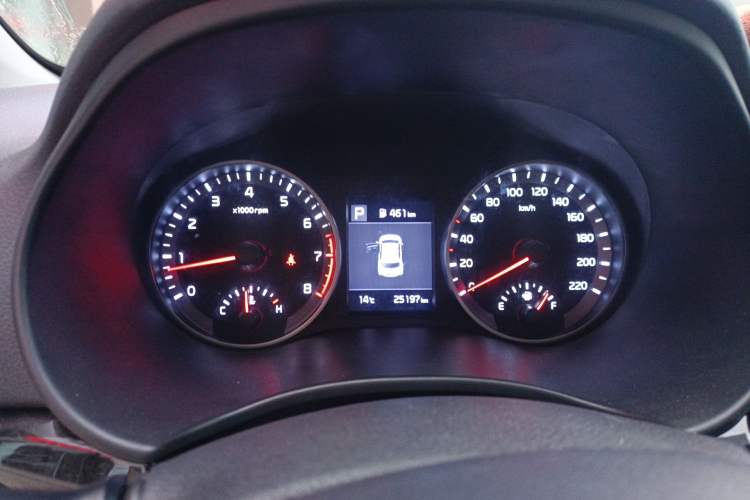 Used Kia kx1 Stonic 2021 1.4L CVT Sunroof Model Instrument Cluster