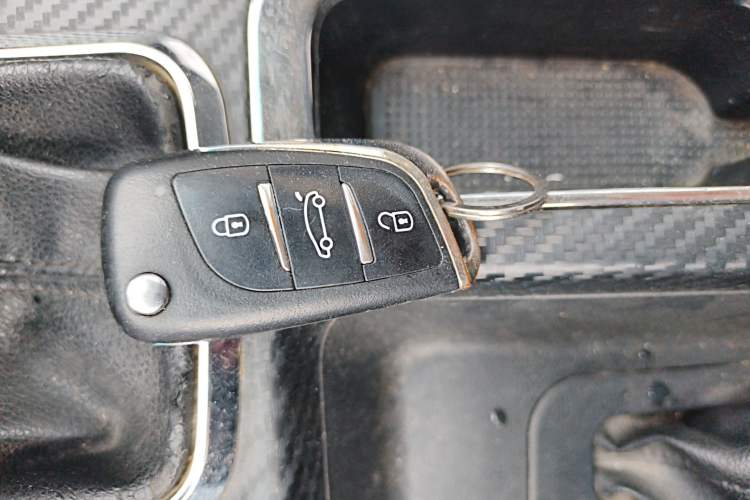 Used Geely Auto Vision 2016 1.5L Manual Happiness Edition