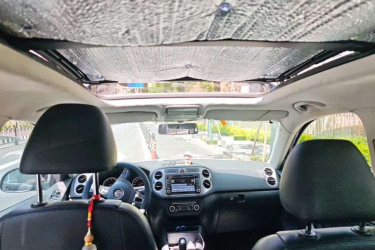 Used Volkswagen Tiguan 2012 1.8TSI Automatic All-Wheel Drive Elite Edition Headliner