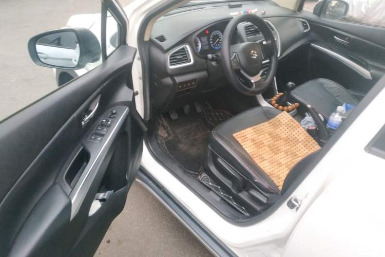 Used Suzuki S-Cross 2014 1.6L Manual Two-Wheel Drive Elite Model