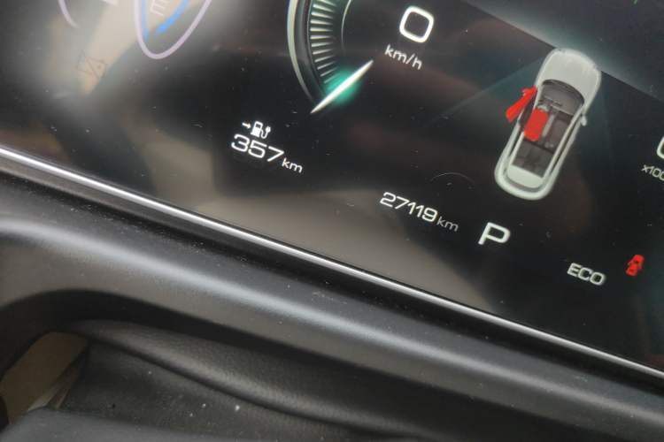 Used ORA Good Cat 2023 401 km Standard Range Premium Trim Ternary Lithium Odometer Close Up