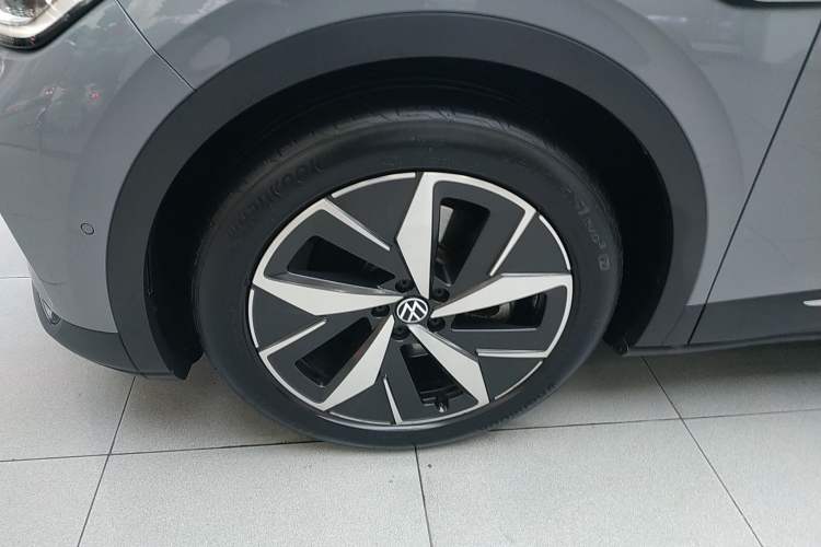 Used Volkswagen ID.4 CROZZ 2021 Long-Range Lite PRO Two-Wheel Drive Version