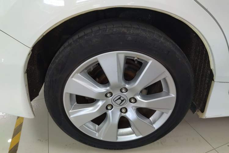 Used Honda Jade 2016 1.8L Automatic Comfort Elite Version 5 Seats Exterior 5