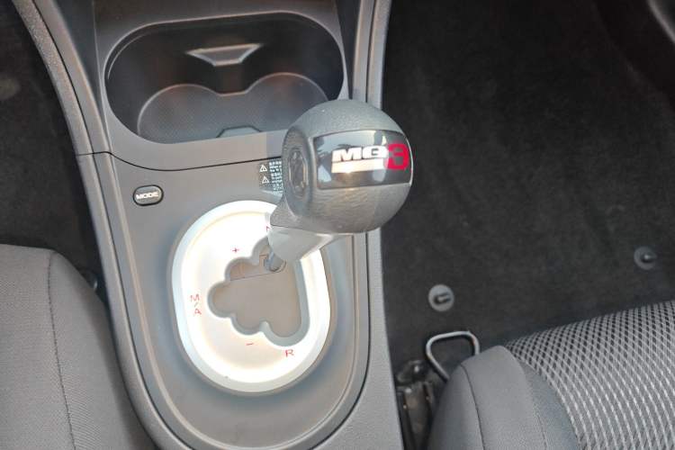 Used MG 3 2016 1.3L AMT Comfort Edition Gear Lever