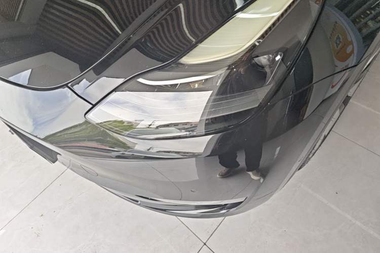 Used Tesla Model Y 2021 Long-Range All-Wheel-Drive Version
