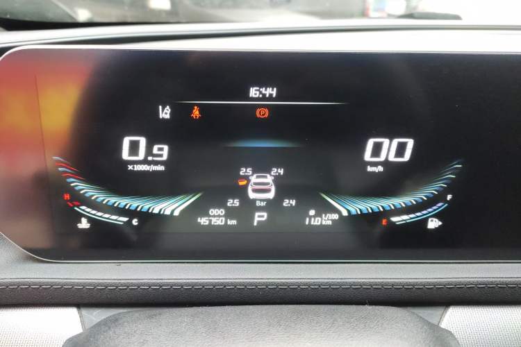 Used FORTHING T5 EVO 2021 1.5TD DCT Diamond Edition