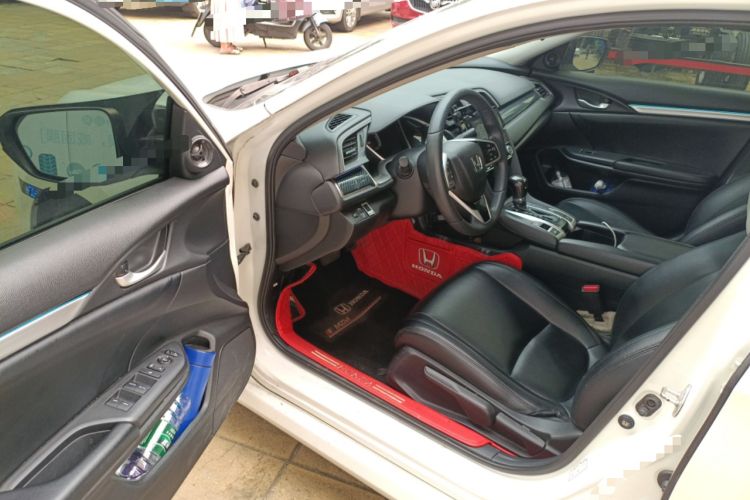 Used Honda Civic 2016 220TURBO CVT Luxury Edition
