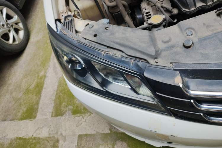 Used Geely Auto Emgrand 2016 Sedan 1.5L CVT Upward Version
