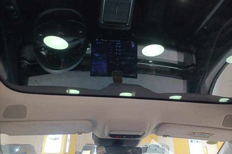 Used XPeng G6 2025 625 Long-Range Max Flagship Edition Headliner